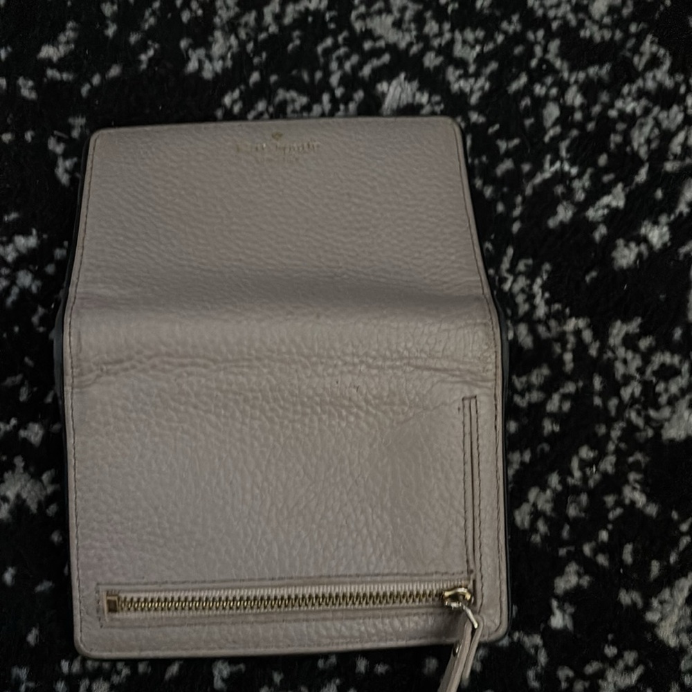 Kate Spade Wallet - Picture 7 of 7